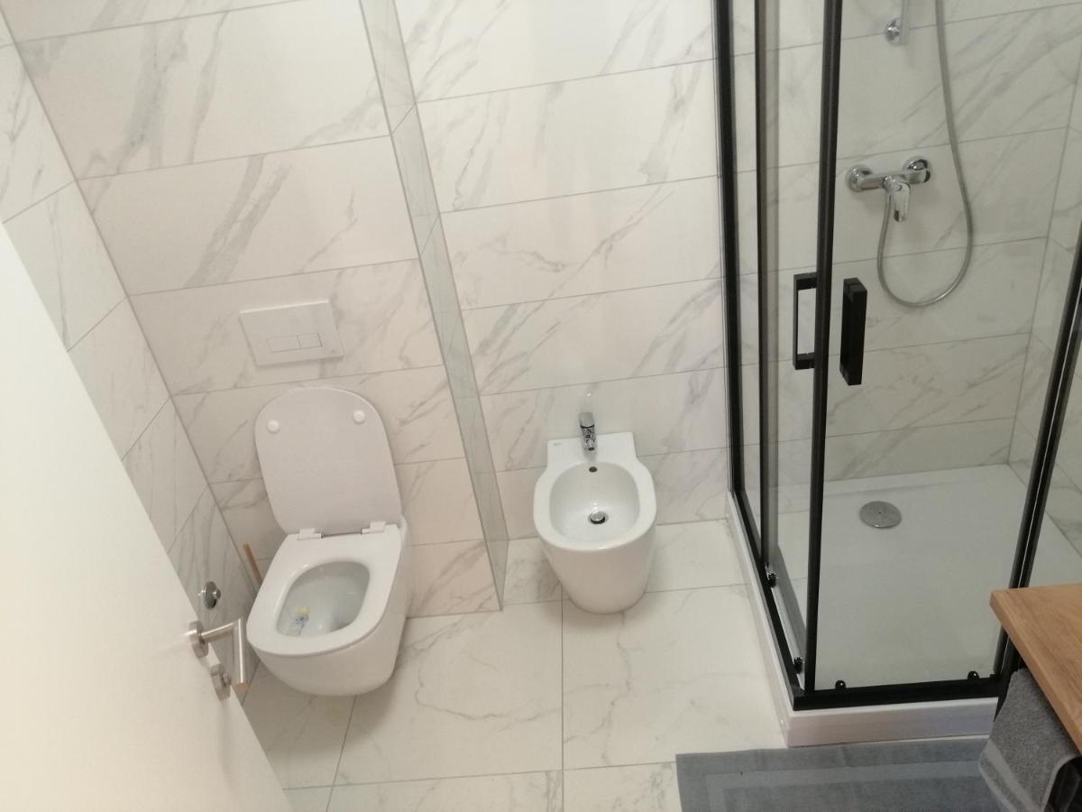 Luxury Apartment Queen Solin Exteriör bild