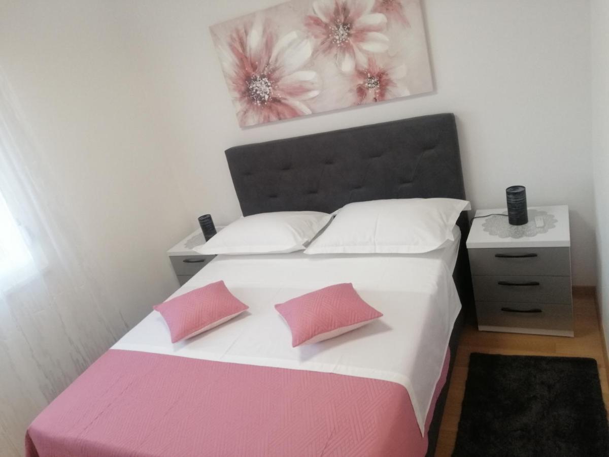 Luxury Apartment Queen Solin Exteriör bild