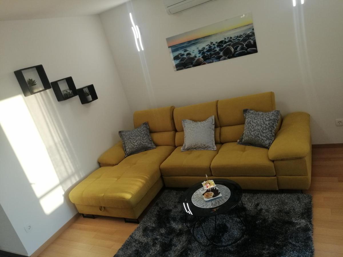 Luxury Apartment Queen Solin Exteriör bild
